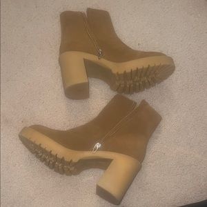 Dolce Vita Women's Tan Ankle Boots